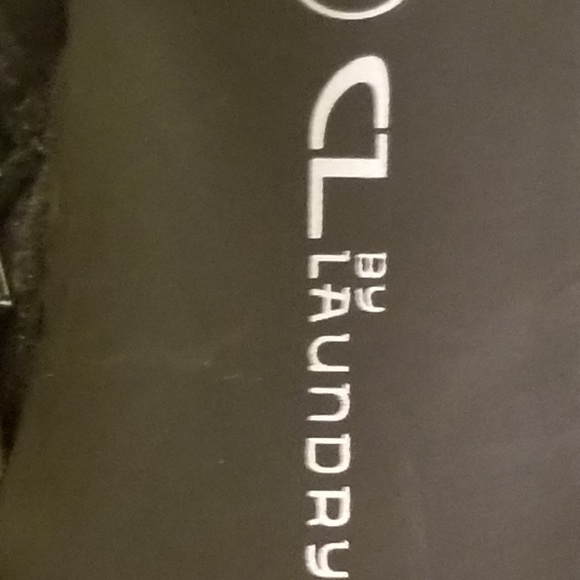 cl by chinese laundry flats